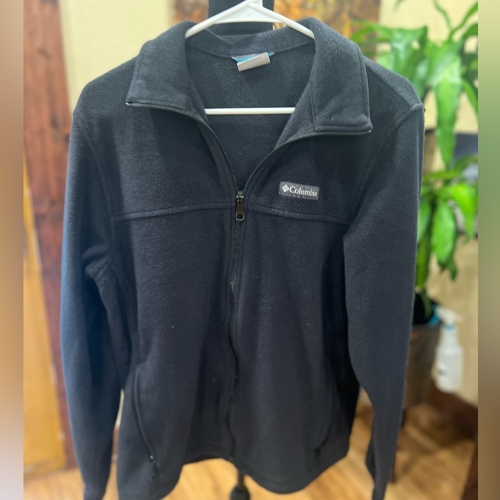 Columbia fleece size medium in GUC